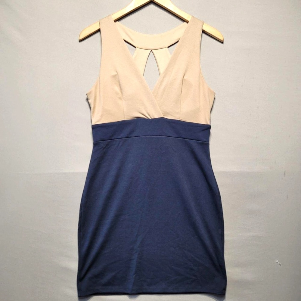 A'GACI Dress Womens‎ Medium Beige Navy Colorblock Bodycon Cutout Back Y2K Resort